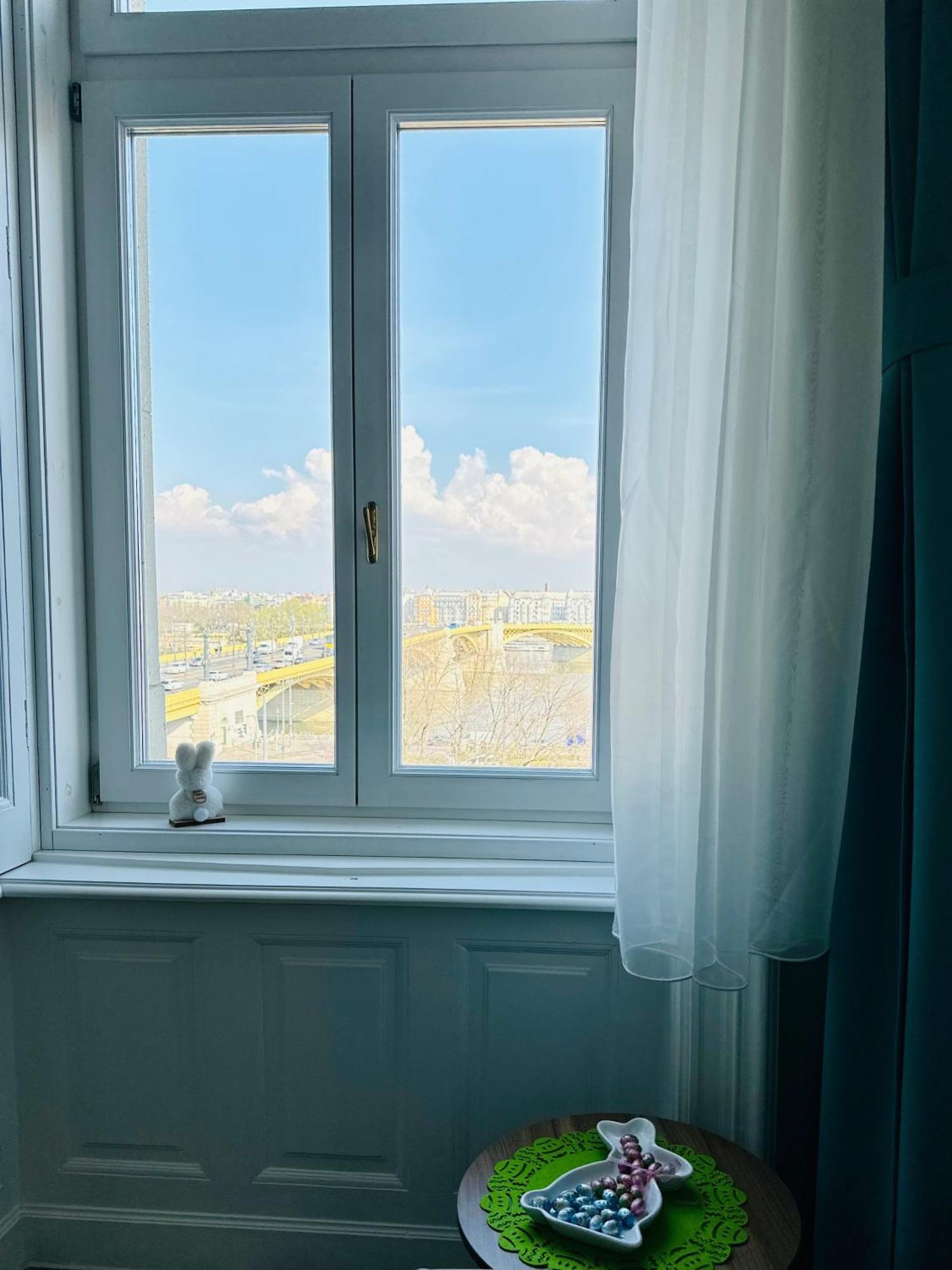 Over The Danube ブダペスト エクステリア 写真
